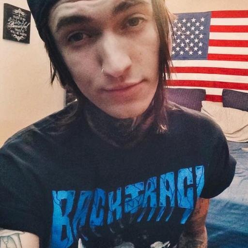 [Fan/Fake] Soy el carita linda de Out came the wolves~ I'm the emo king.