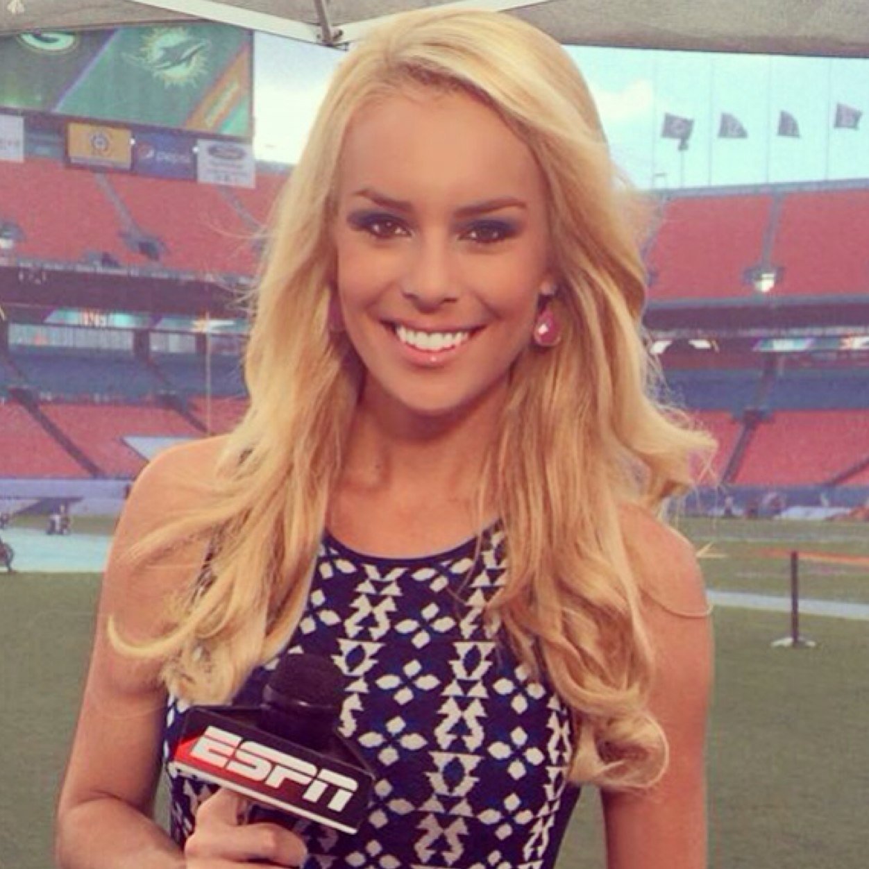 Britt McHenry (BrittMcHenry) Twitter