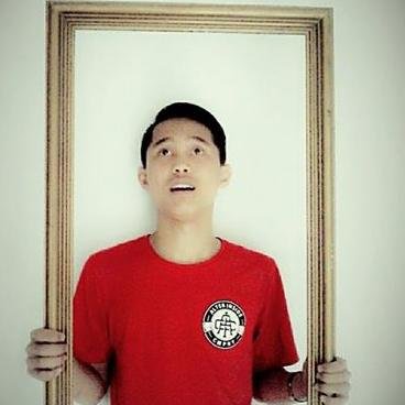 im not perfect|penggila warna merah|suka lagu secondhand serenade|chelsea fc|PC (pelajar cakep ) | humoris | romantis | ngangenin