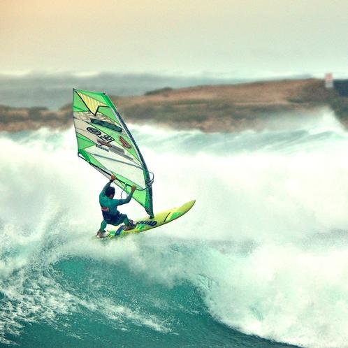 La Torche enflamme la planète Windsurf du 18 au 26 octobre 2014. #LaTorche2014 #pwaworldtour #slalom #vagues #windsurf #waves