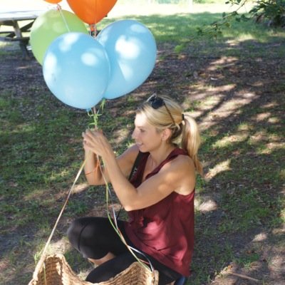 Island girl here! Taking breath taking images on one of the most beautiful beaches in the US! Family portaits, children, maternity and weddings.