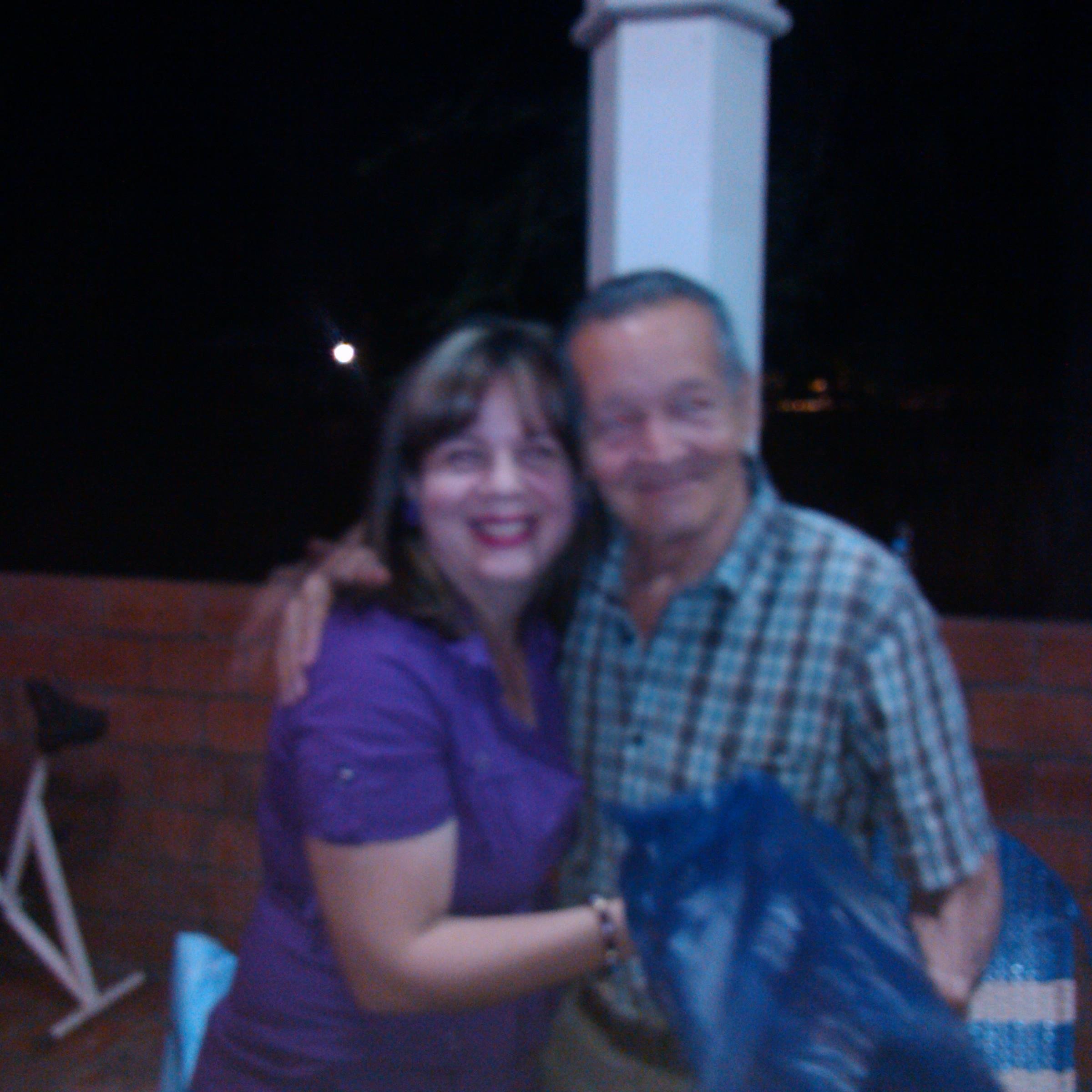 Profesor de Educación Física y Educación Comercial, preparador físico, locutor, productor radial,analista y relator deportivo.