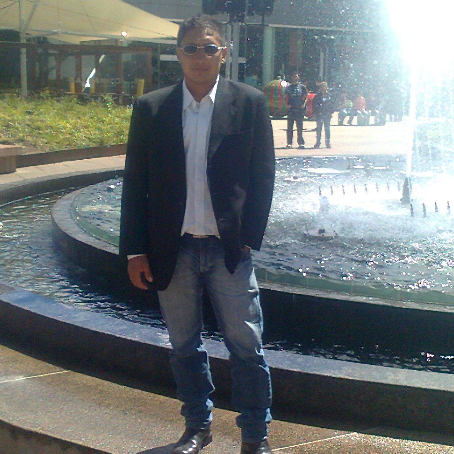 2264Jumabe's profile picture. 