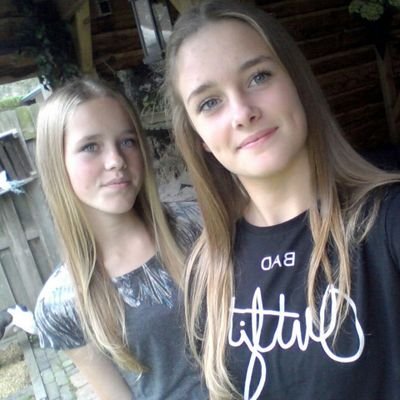 i love voetbal! ♡ DZOH MC1 || i love u bestfriendd kuss nienkee ! ♥