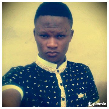 Am fun 2 be with follow me ama follow back ..........am talking  .....  .......ma pin 32a32ca1