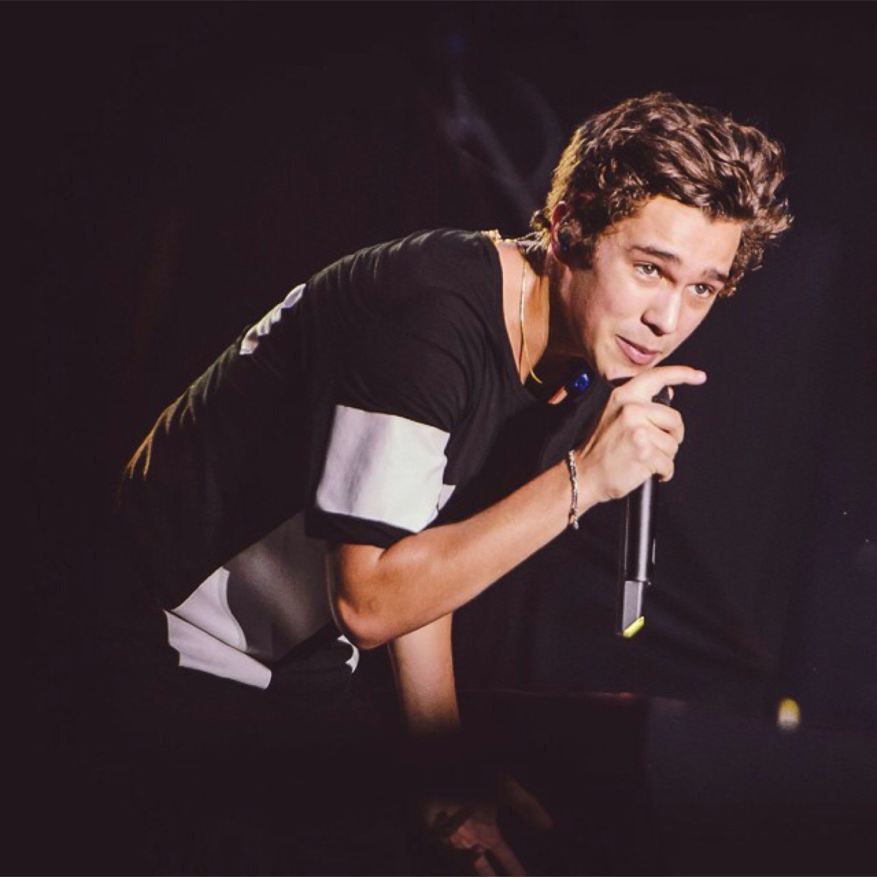 Saved acc from @ameezymahone17