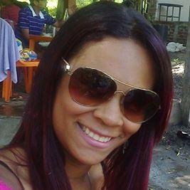 Mulher, Jovem, Futura Pedagoga, Estudande da UFAL, Professora do 1º ano do fundamental, Natural de Penedo-AL.