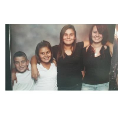 Mom to 4 kids.