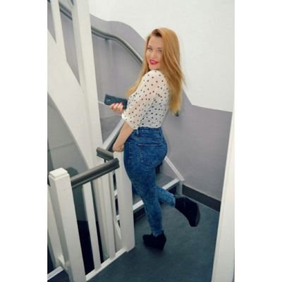Insta: AngieMC__