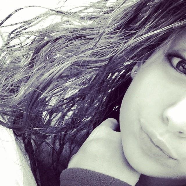 SophieSlv's profile picture. It's over pour toi :) Snap: sophieslv Esposende - #TeamPortugal #J