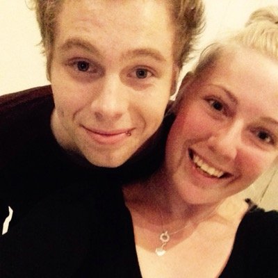 1D met 2/5 5SOS met 4/4