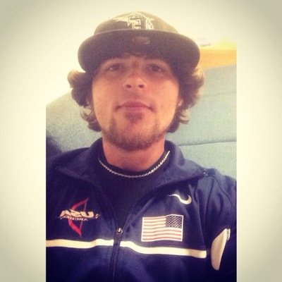 dustanddrew's profile picture. 