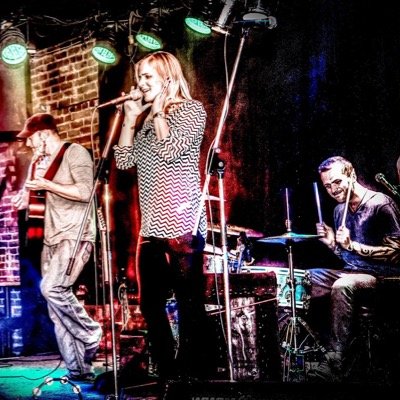 almostfamous250's profile picture. Vancouver Island's top cover band! Playing classic tunes to today's radio hits! Beatles, Keith Urban, Killers, Black Keys, plus many more! Rock, Pop, Country!