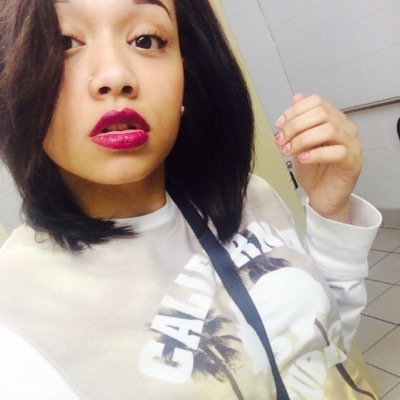 MiixedMonroe's profile picture. 