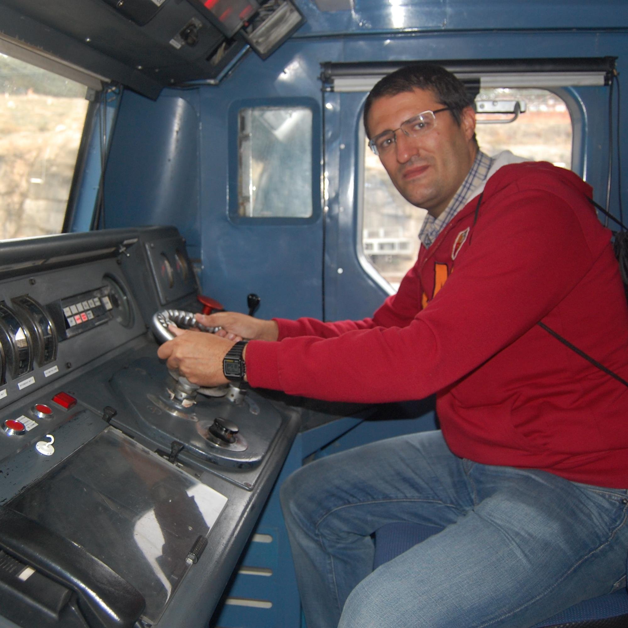 pipeviii's profile picture. Disfrutando de los trenes