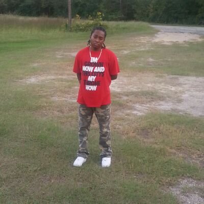 follow me ill follow back but one thing about me im dhat mother fuckin niggah dont get bullshit wit im dhat mother fuckin niggah all about money and blunt