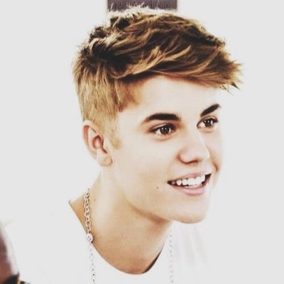 I am the awkward anti-social belieber