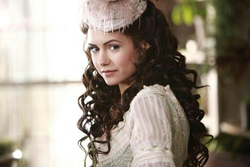 I LOVE The Vampire Diaries, Twilight, Harry Potter And the couples: Stelena,Defan,Delena,Denzo,Bamon,ROBSTEN,