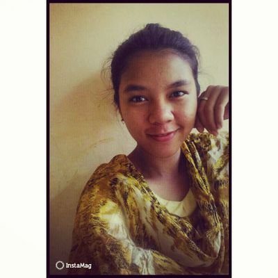 mari menikmati kehidupan kita,, mari selalu bahagia,,:)