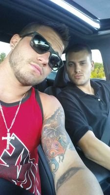 dom_dom92's profile picture. 