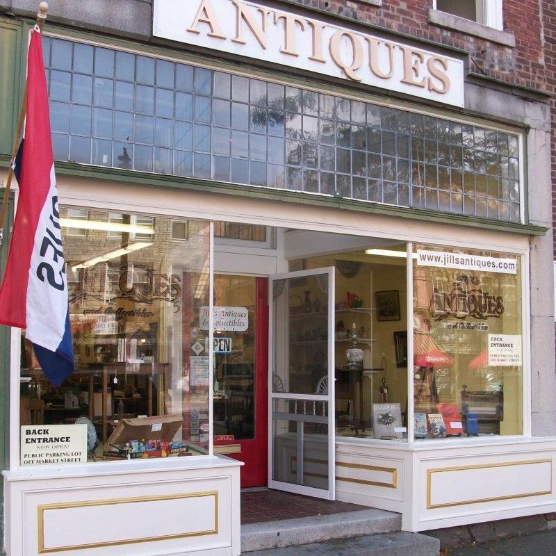 JillsAntiques's profile picture. 