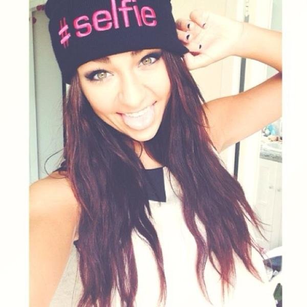 Hey. Im andrea russett single and looking