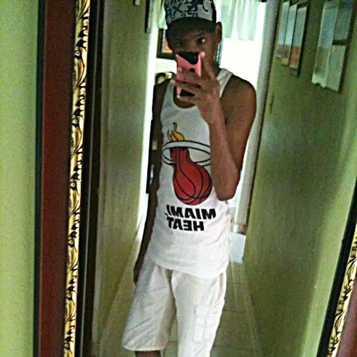 XVII. - TWITTER OFICIAL -Pequeño, Productor ,De Video,Canta autor, Progamador De Pagina Web ( IG: OSVALDOPRETTY