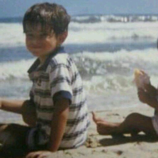 Si no haces nada para cumplir tus sueños nadie lo hará por ti. Enamorada de @JonathanMoly. El 26-06-13 él me escribió te amoooo3.