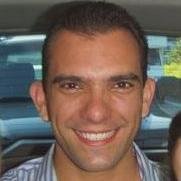 Homem que ama sua vida, seu trabalho e seu país! Um vendedor motivado, um gerente competente, um marido presente. Busco dar o melhor de mim sempre!