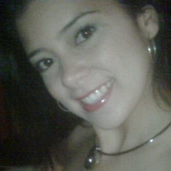Odontóloga en @sonrisalud_ 
Sonriendole a la vida y viendole el lado positivo a todas las cosas... Dioso Yakera