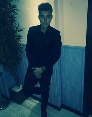 hola , Instagram: Migue_1002, Facebook: Miguel Rodriguez, Aks: Migue_1002