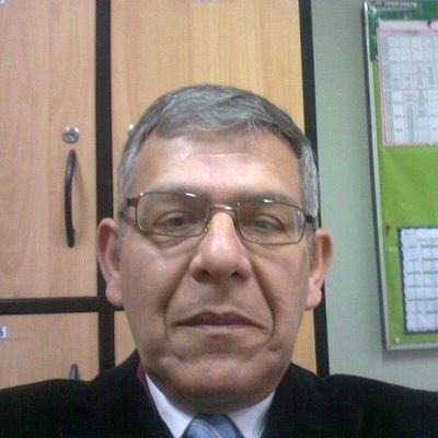 Nacido en el bello distrito de Barranco un 17 de enero en un caluroso verano. Tierra de José María Eguren y otros grandes hombres.