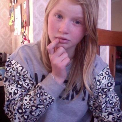 AlexLyn61617816's profile picture. 