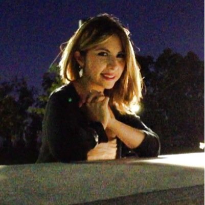 DebbieEstefania's profile picture. 