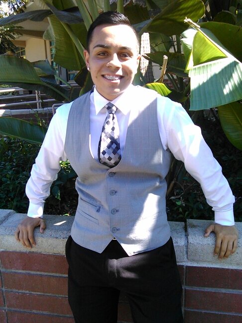 AeGuillen_'s profile picture. live it up