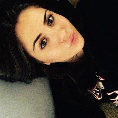 CaitlynSwiftt's profile picture. 