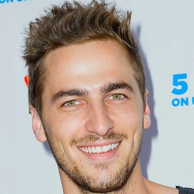 Hi everybody! Account about ALL of Kendall Schmidt. And Who I am? That's a secret i never tell, XOXO.