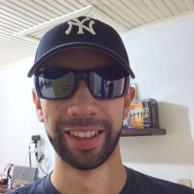 Coloque aqui uma frase profunda e vaga ao mesmo tempo.