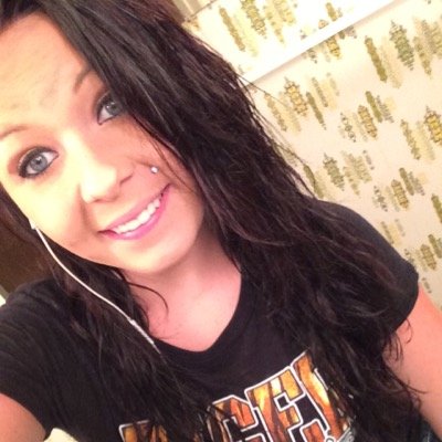 babbyy_love96's profile picture. Names Angel(: 
I'm a dancer 
And my kik is blountangel_96