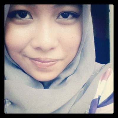i'm Directioners , Arch Angels (Archies), JCats, Lukers and Ridhorious from Batam Island (IndoNesiA) go follow meee ;) followback ? just mention ♥♥♥♥