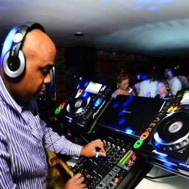 I am a DJ and Producer.  I am a founder member of Flava FM.  I like to play Deep Soulful House, Funky House & UK Garage.  I produce music as Groove Executive.