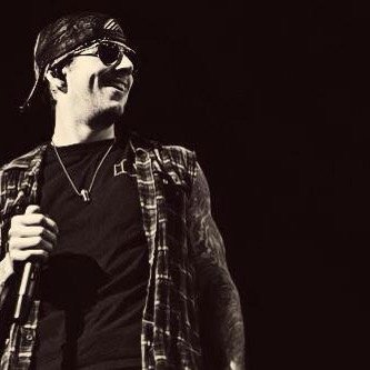 m_shadowa's profile picture. A7X .. vocalista ... M. Shadows