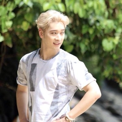 เป็นฮอทเทสเมนน้องหมีแต่ชอบทุกคนเพราะวงนี้น่ารักทุกคนเป็นคนกินเก่งเข้ากับหมีได้กินได้ทุกอย่างอยู่ทีมนิชคุณนะคะเผื่อใครไม่รู้เป็นถั่วงอกของบายไปจนแก่