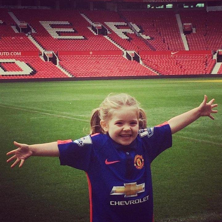 We are Babes United Indonesia. Semua yang terbaru ada di sini. Glory Glory Man United http://t.co/Xbs0z48zoZ