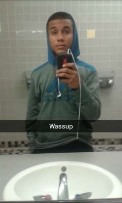 fresh ass nigga
work at McDonald's
