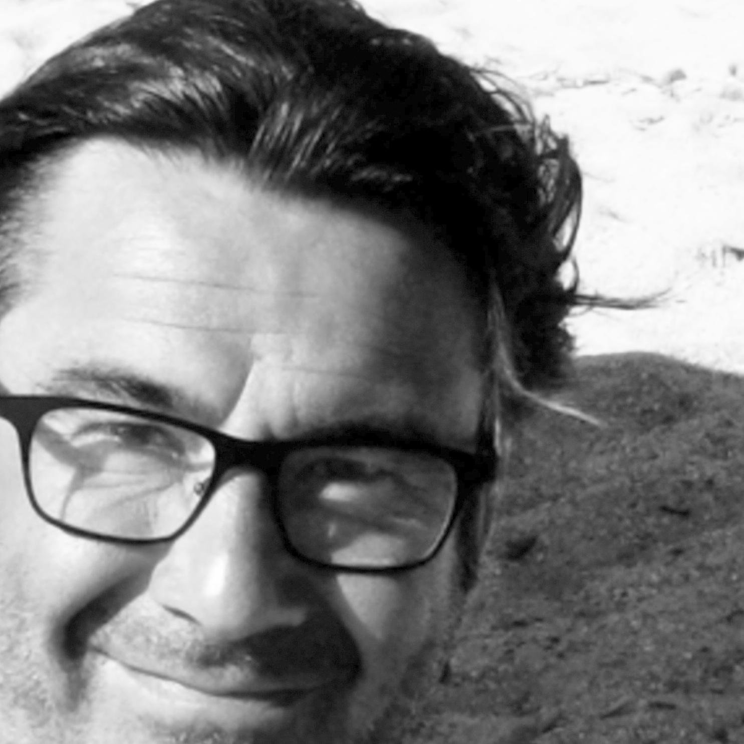 #Consultant en #communication360 et #marketing #digital : #print, #web, #TV & #SocialNetworks in #Marseille + CEO & Founder @PlongeeTV