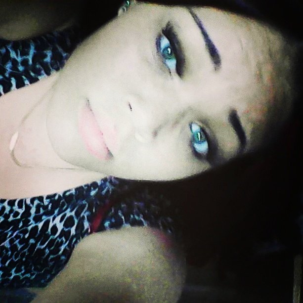 YRQ! Outra gettin to get!