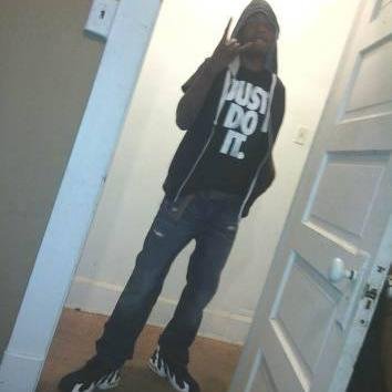 UTSshoota's profile picture. #UTS till I die #free jboogie#free roc #Jboyzshoota #chaising bandz$$#stay away fufu's RWG pop