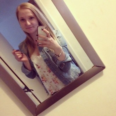 Follow and I will follow back☺
