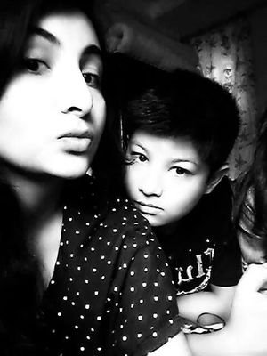 Criss_CrossXaix's profile picture. #Bathrooom_ Singer |  ♡ cooking  |  #Crazy_person & cool dude | @Eminem fan forever | Follow me  & I'll follow u